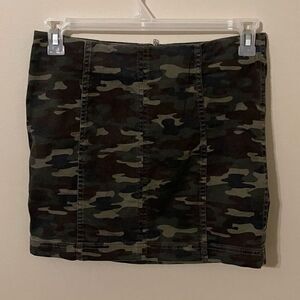 Free People Women's Micro Mini Straight Pencil Skirt Camouflage Green Black Sz 6